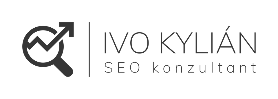 Původní tmavě šedé logo Ivo Kylián SEO konzultant, se symbolem lupy a rostoucí šipky a svislou oddělovací linkou